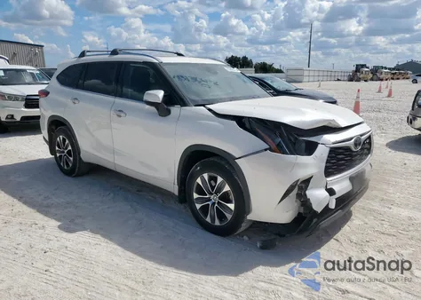 2021 Toyota Highlander Xle из США, поврежденный, VIN 5TDGZRAH6MS048053